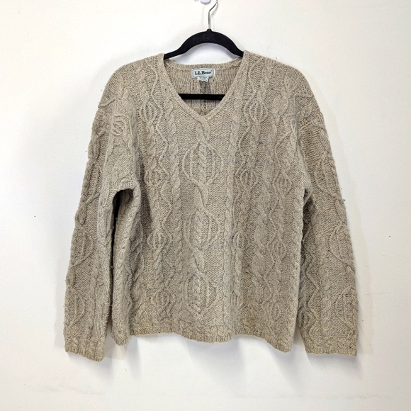 L.L. Bean Beige Fisherman Sweater Wool Cable knit Heritage Vintage Oat M V Neck - Picture 1 of 10